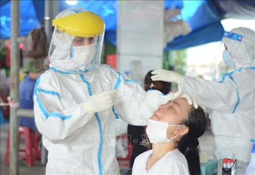Tin Covid trưa 4-3: Cả nước còn 3.840 bệnh nhân nặng; số ca tử vong tại Hà Nội ở mức cao